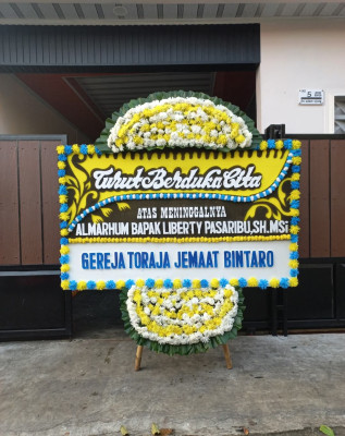 Papan Bunga Duka di Lamper Lor