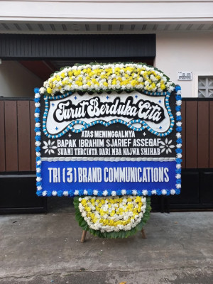 Papan Bunga Duka di Lamper Lor